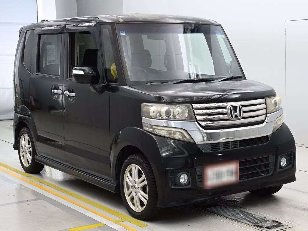 HONDA N-BOX