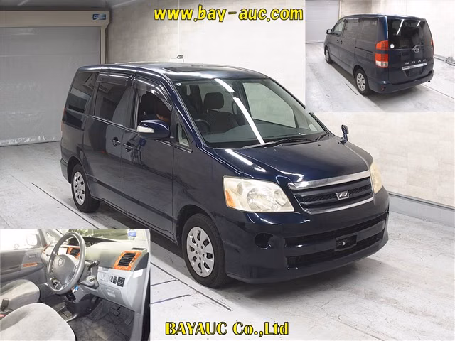 TOYOTA NOAH