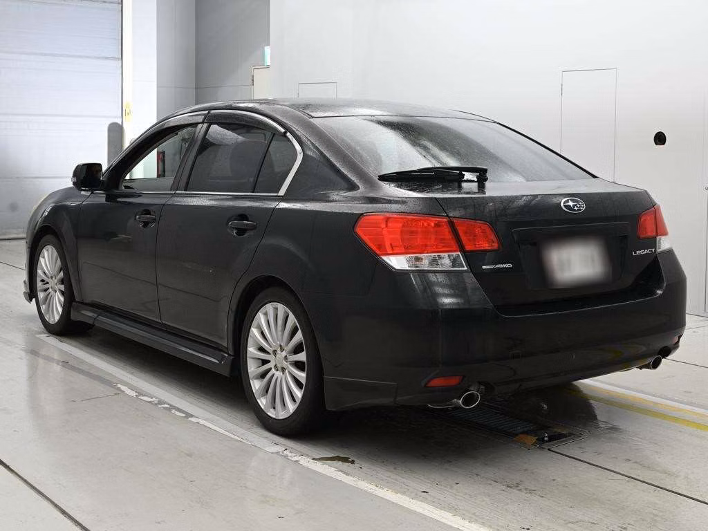 SUBARU LEGACY B4
