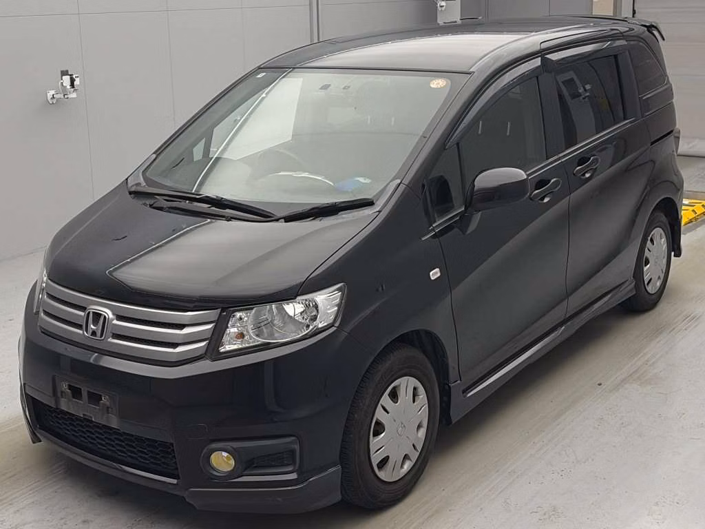 HONDA FREED SPIKE