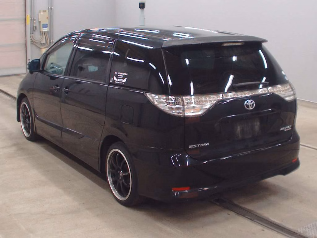 TOYOTA ESTIMA