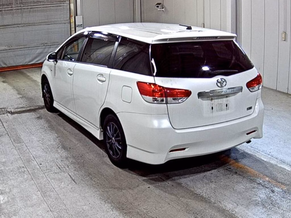 TOYOTA WISH
