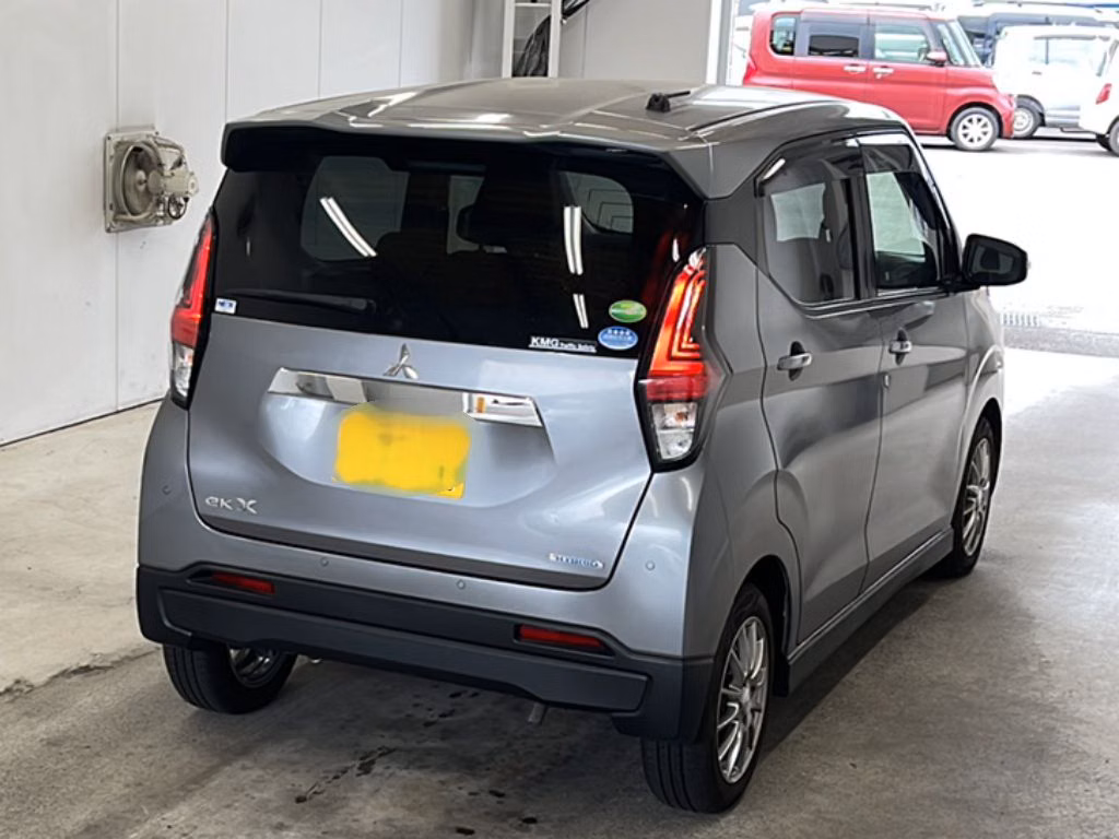 MITSUBISHI EK X