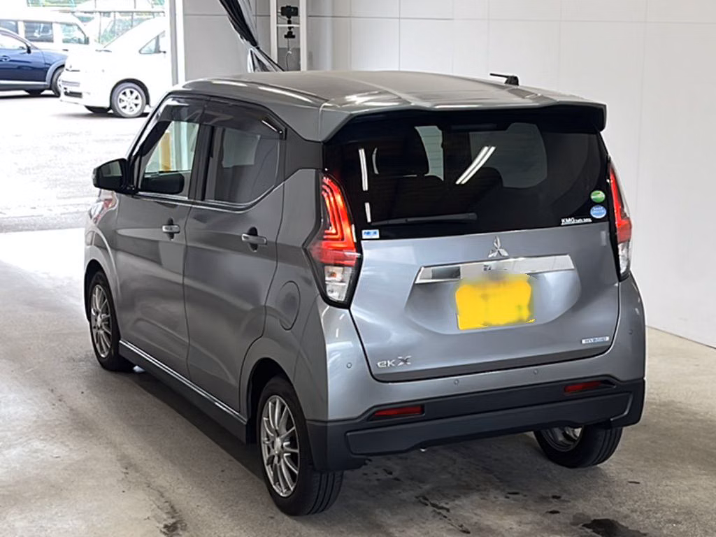 MITSUBISHI EK X