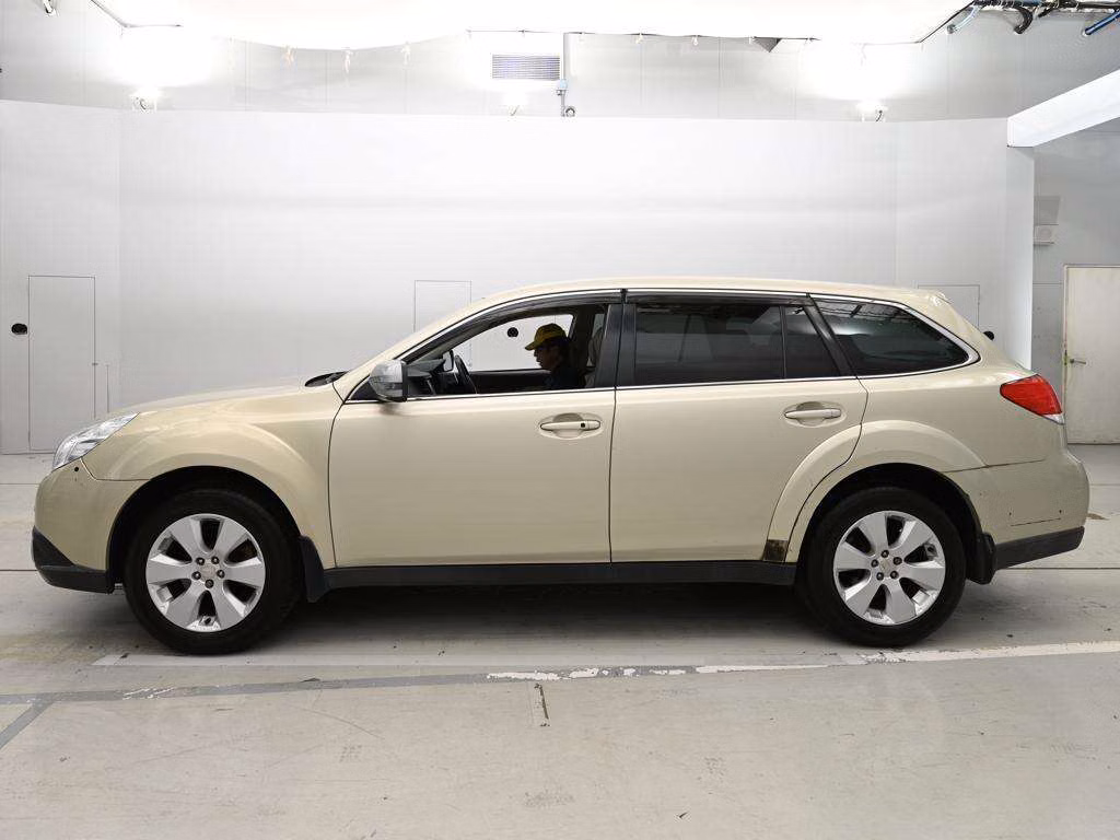 SUBARU OUTBACK