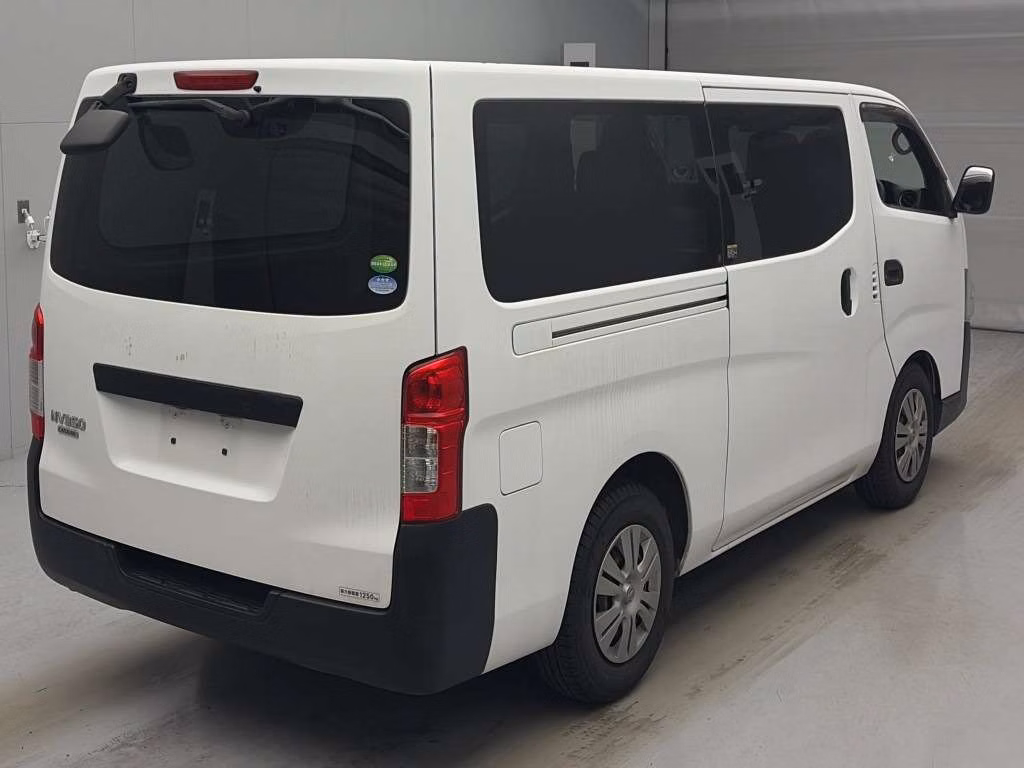 NISSAN NV350 CARAVAN