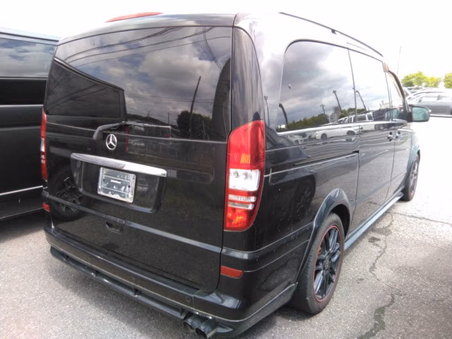 MERCEDES-BENZ V-CLASS