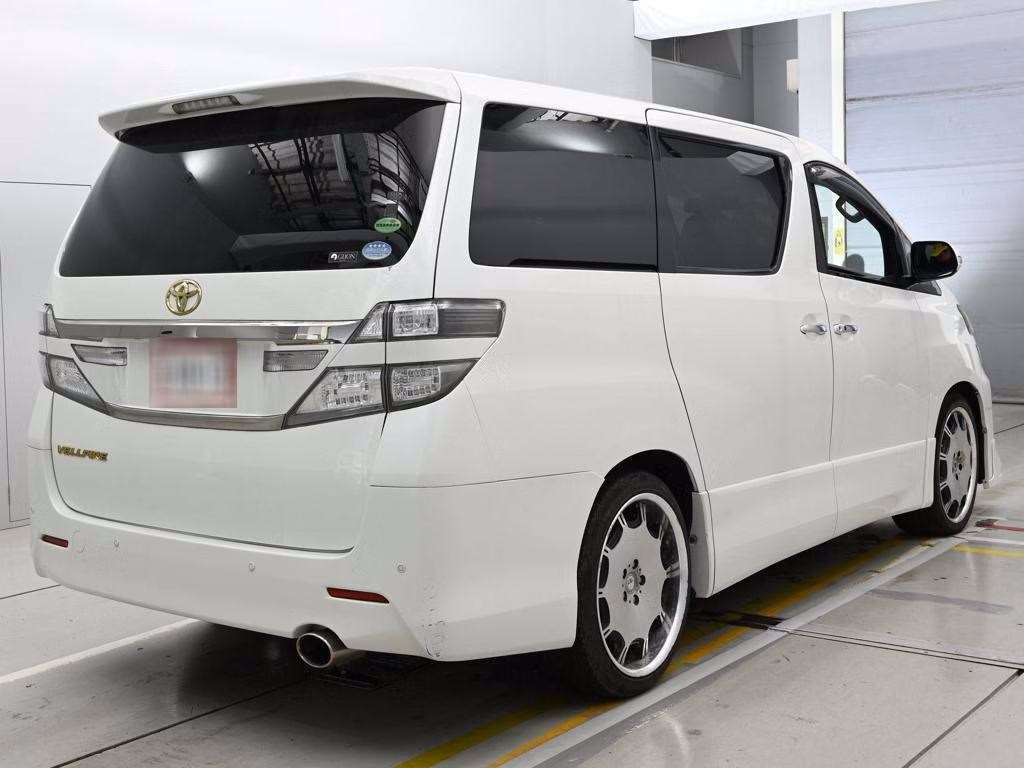 TOYOTA VELLFIRE