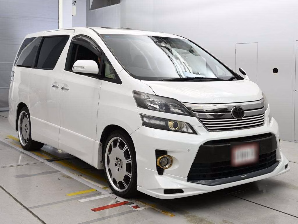 TOYOTA VELLFIRE