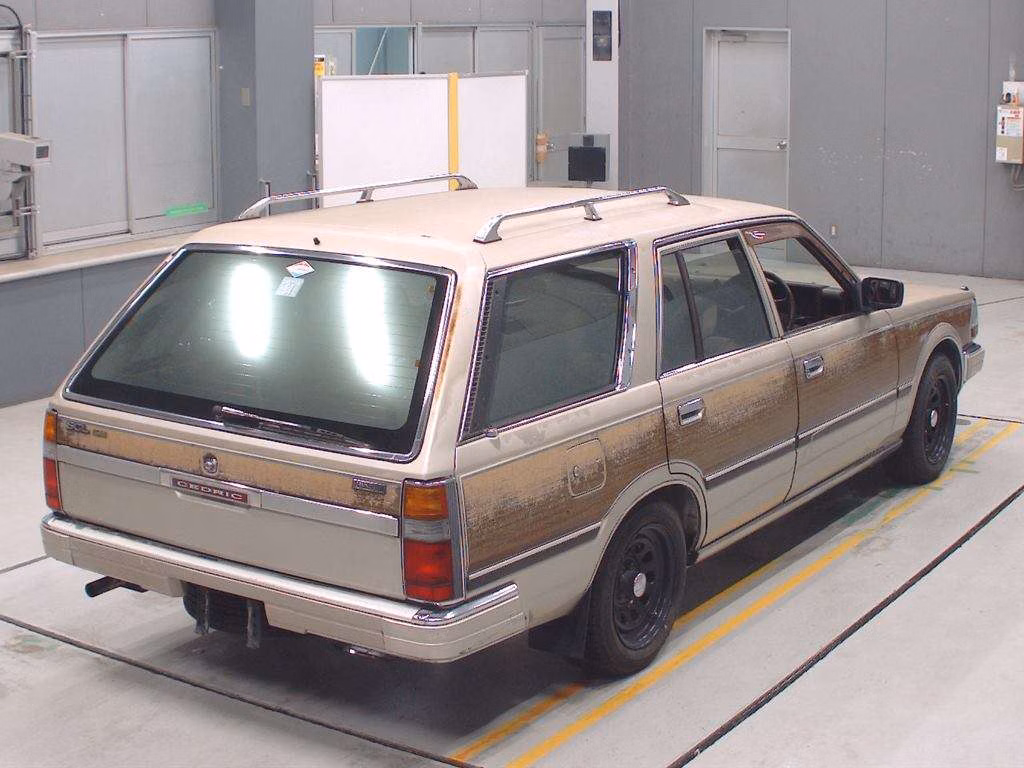 NISSAN CEDRIC