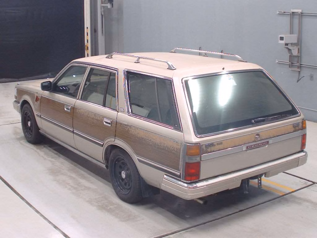NISSAN CEDRIC