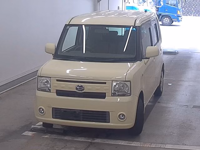 DAIHATSU MOVE CONTE