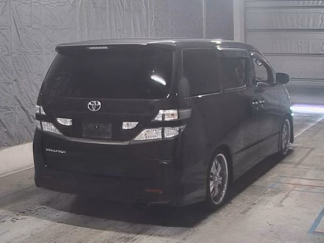 TOYOTA VELLFIRE
