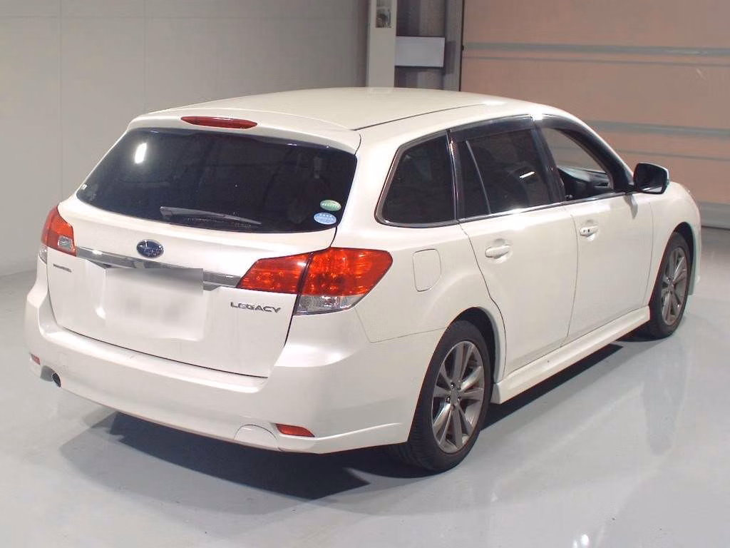 SUBARU LEGACY