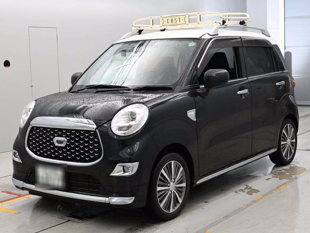DAIHATSU CAST