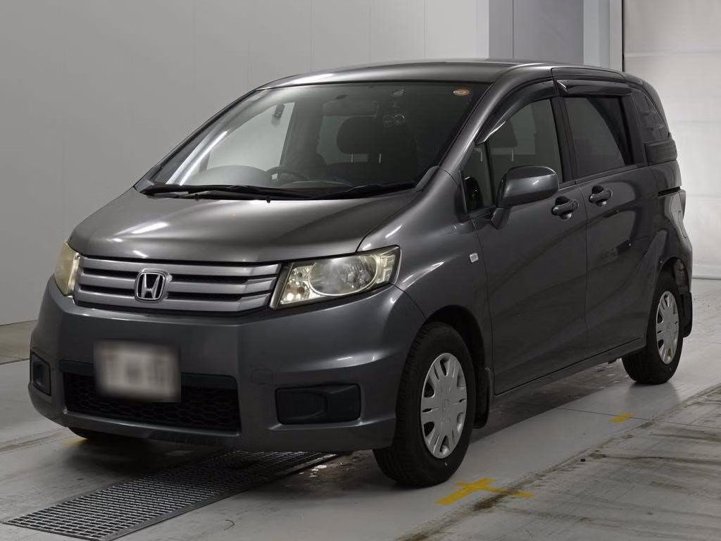HONDA FREED SPIKE