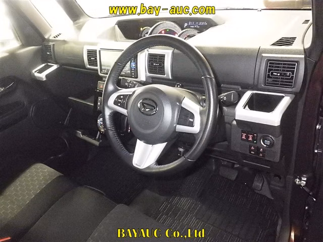DAIHATSU WAKE