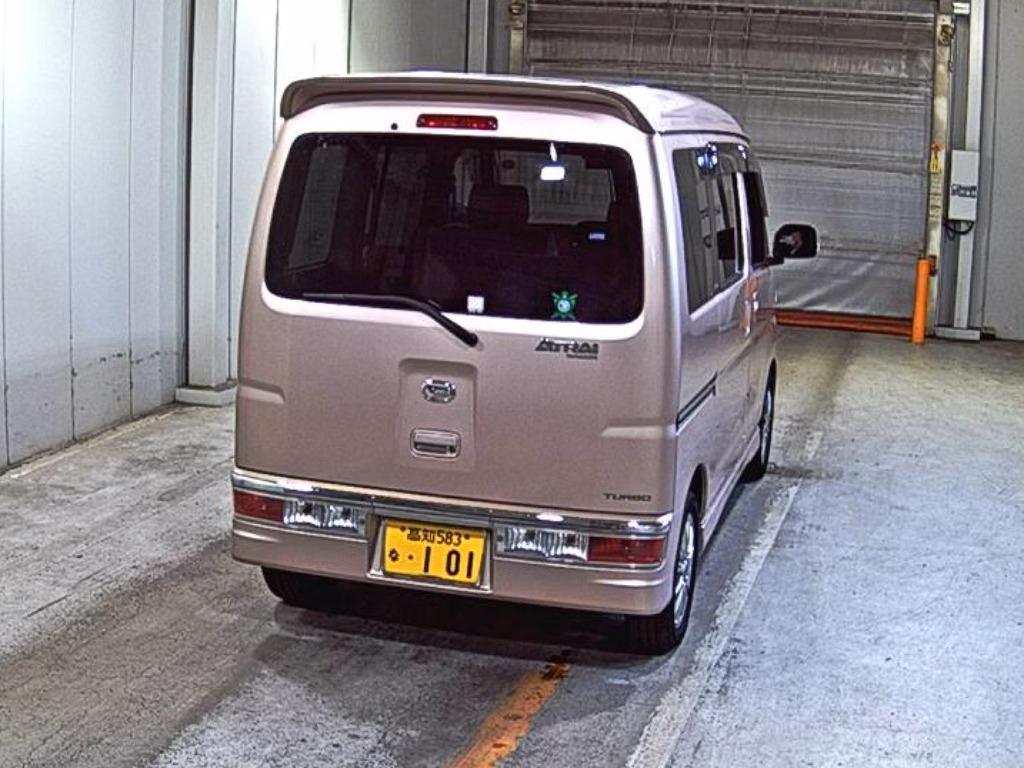 DAIHATSU ATRAI