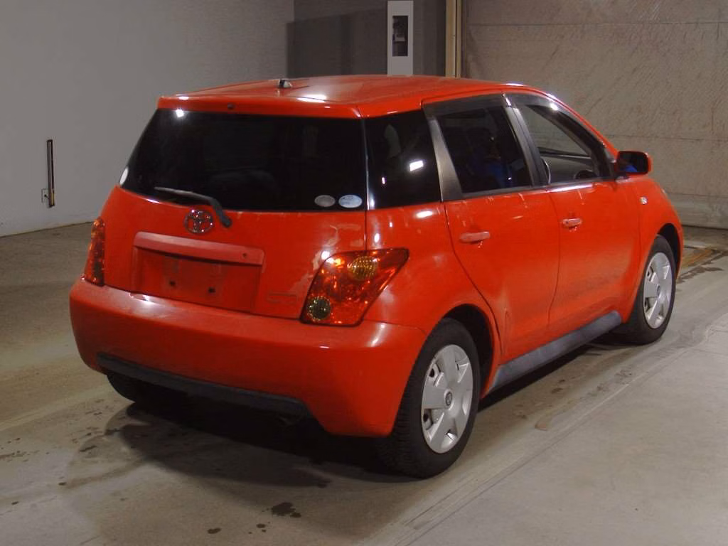 TOYOTA IST
