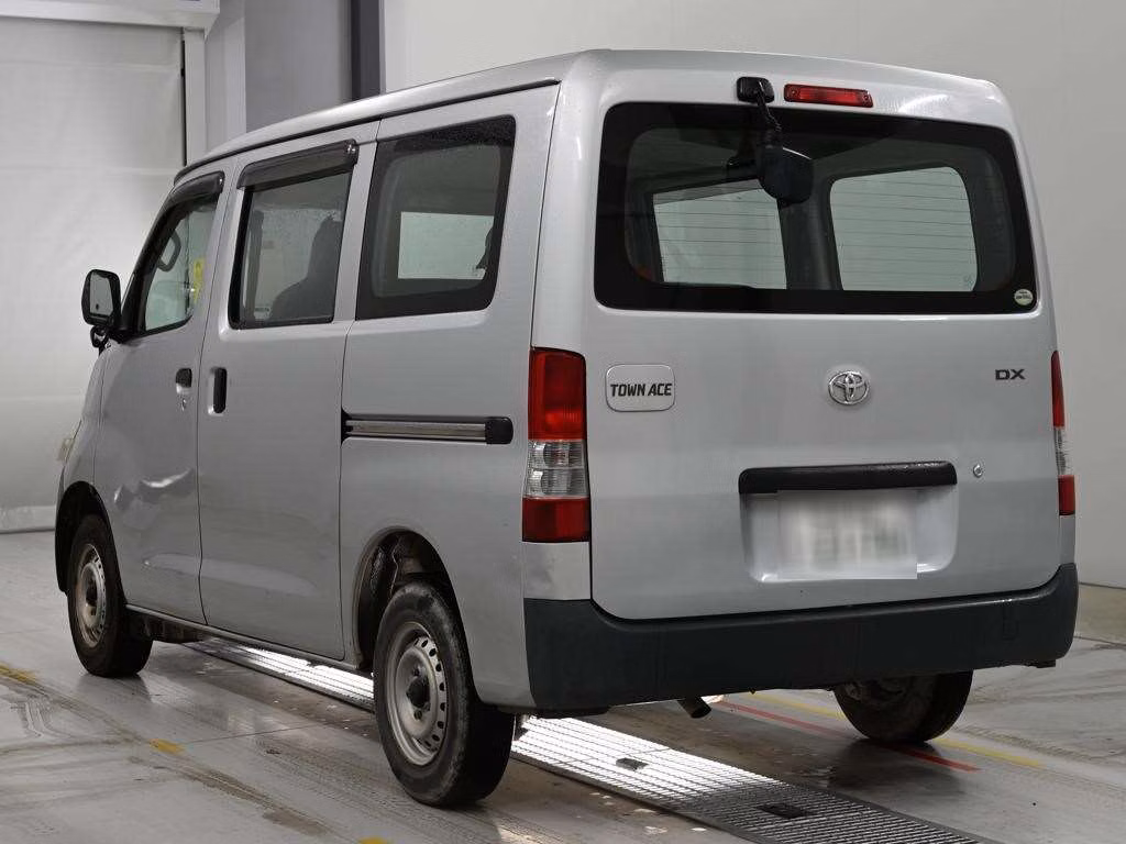 TOYOTA LITE ACE