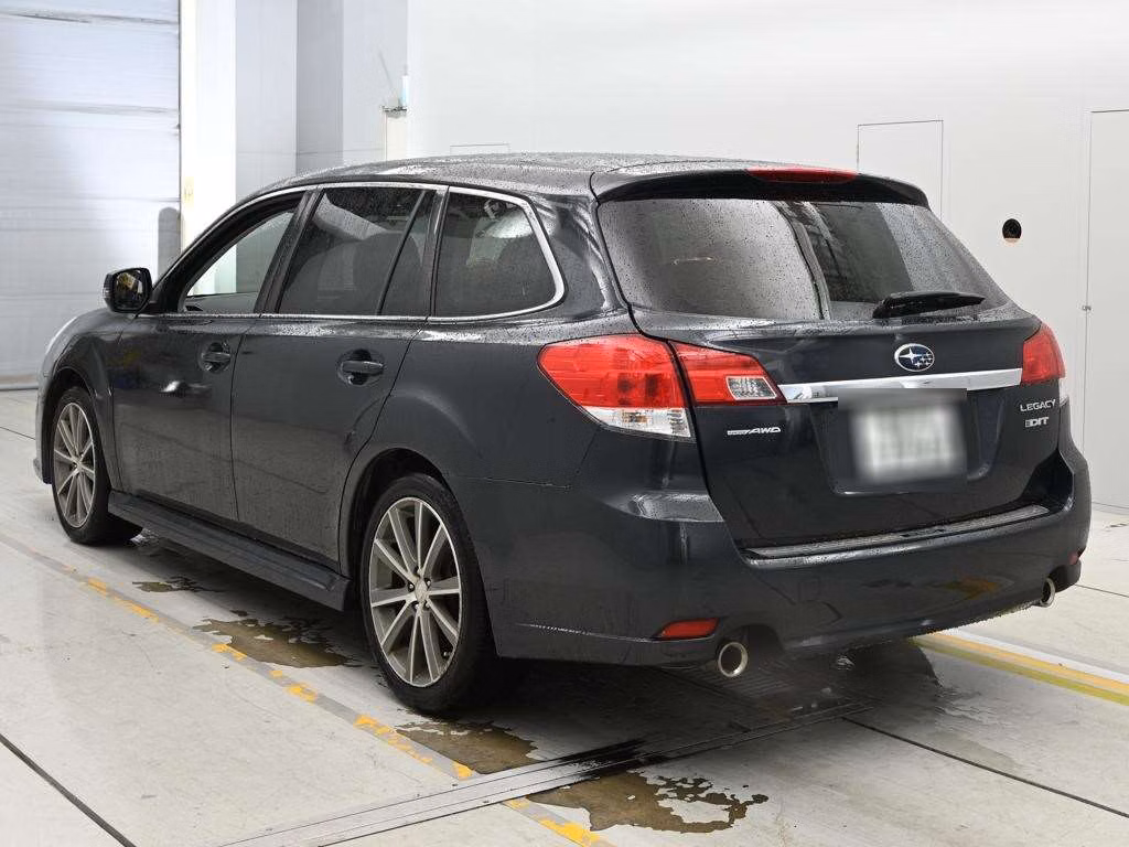 SUBARU LEGACY