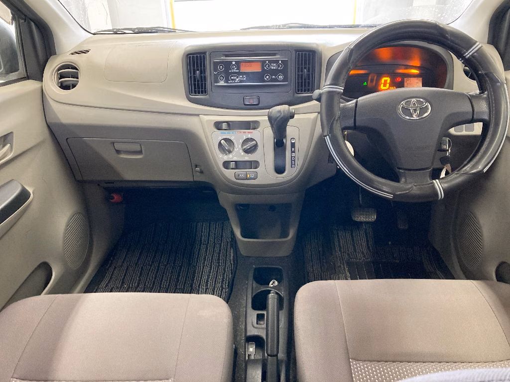 TOYOTA PIXIS EPOCH