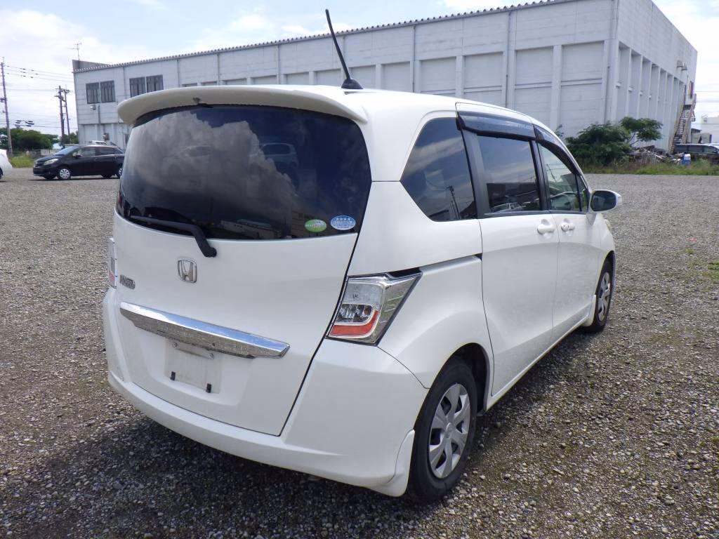 HONDA FREED