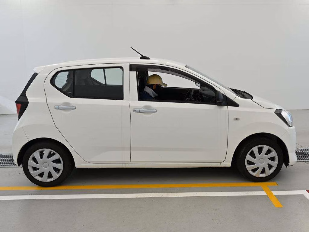 TOYOTA PIXIS EPOCH