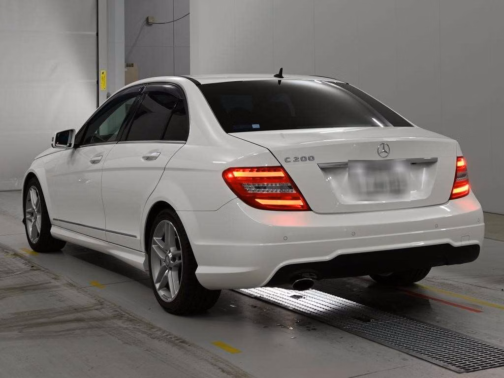 MERCEDES-BENZ C-CLASS