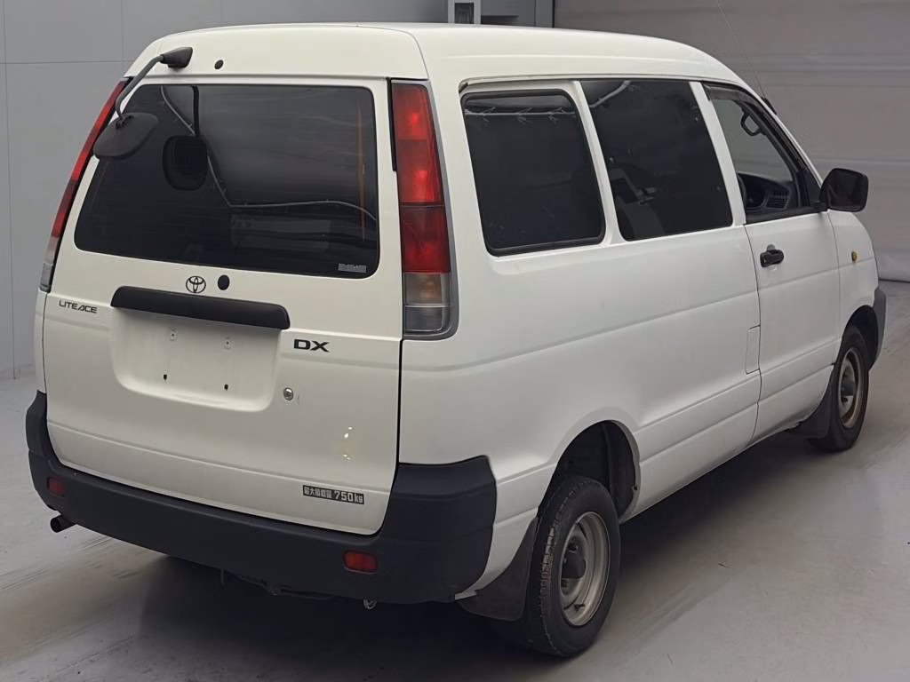 TOYOTA LITE ACE