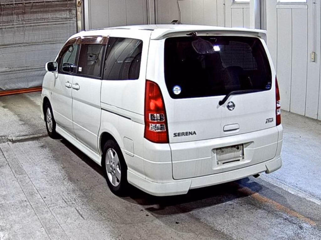 NISSAN SERENA