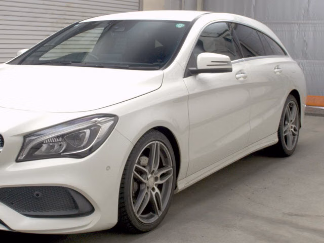 MERCEDES-BENZ CLA-CLASS