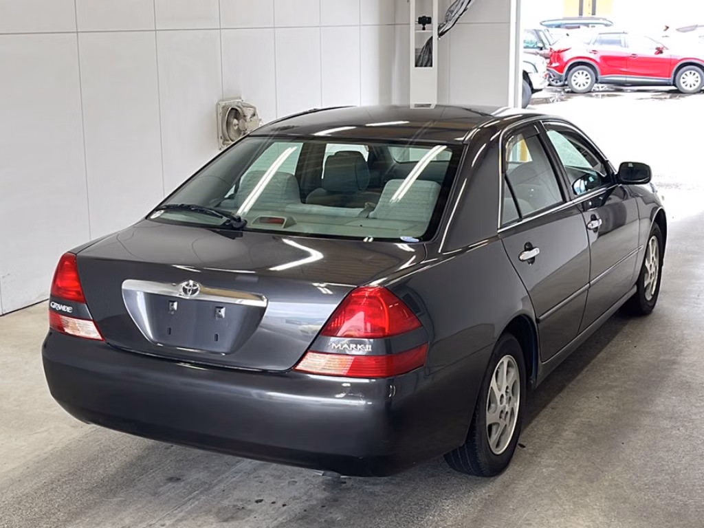 TOYOTA MARK II