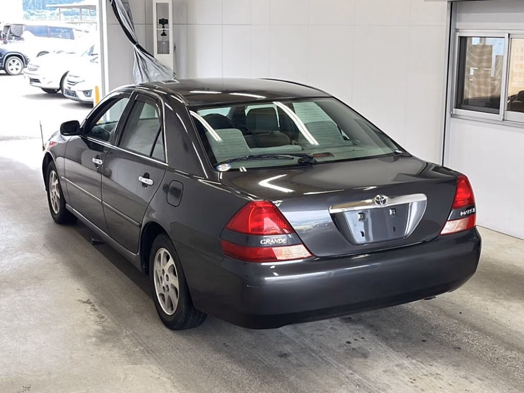 TOYOTA MARK II