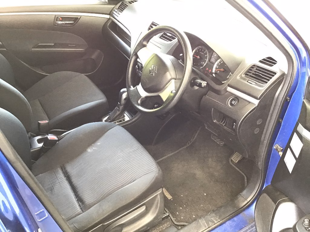 SUZUKI SWIFT