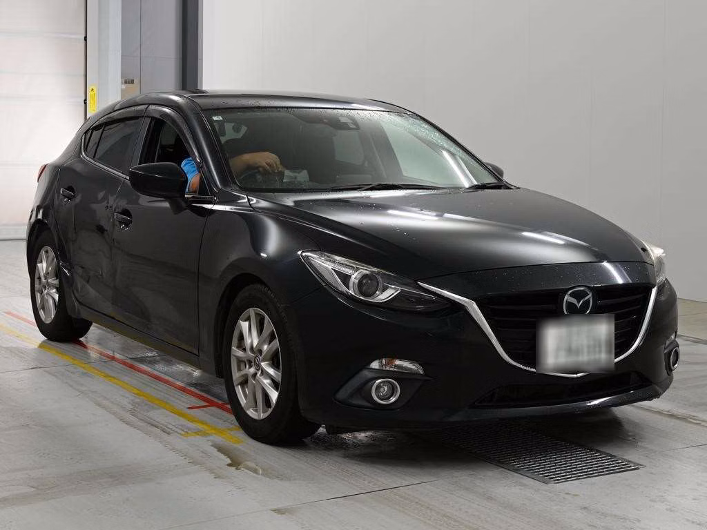 MAZDA AXELA