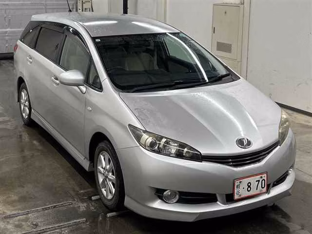 TOYOTA WISH