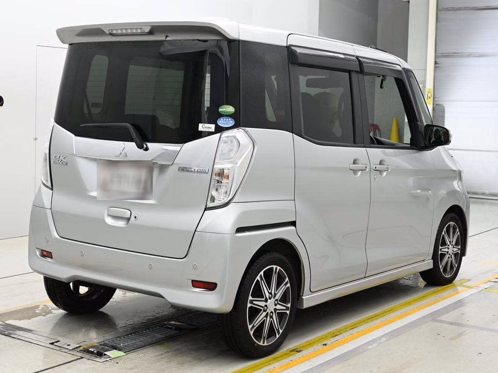 MITSUBISHI EK SPACE