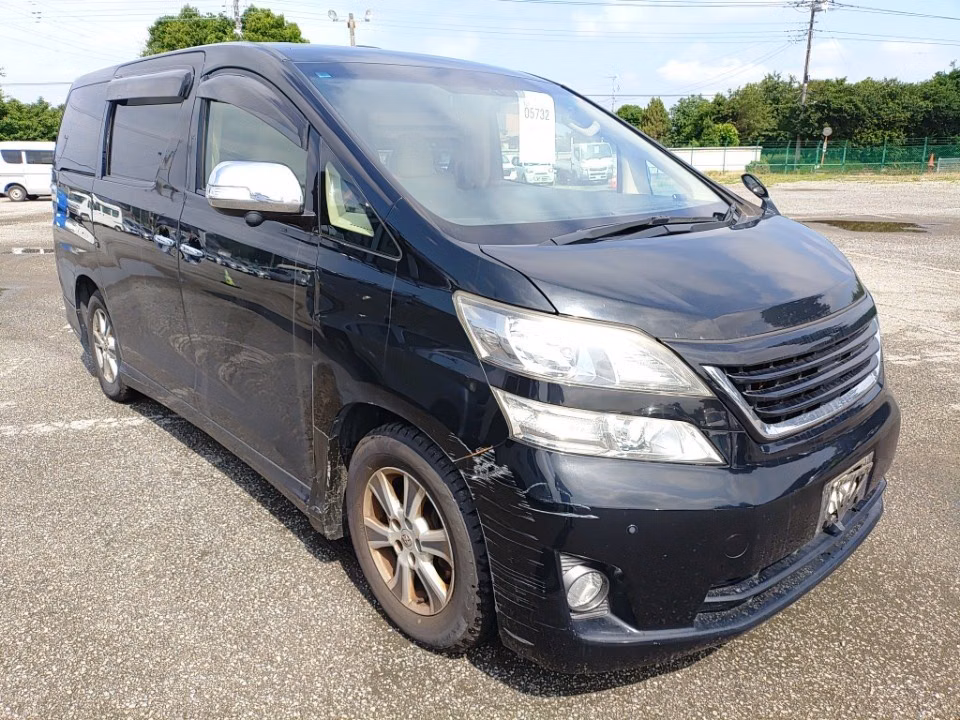 TOYOTA VELLFIRE