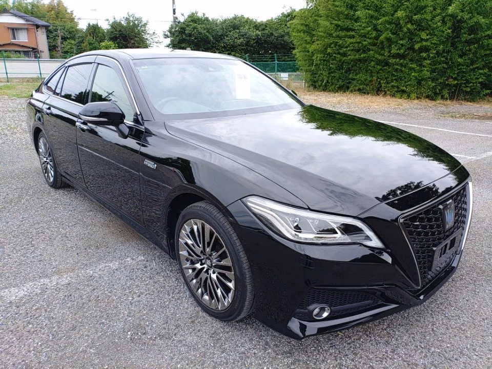 TOYOTA CROWN