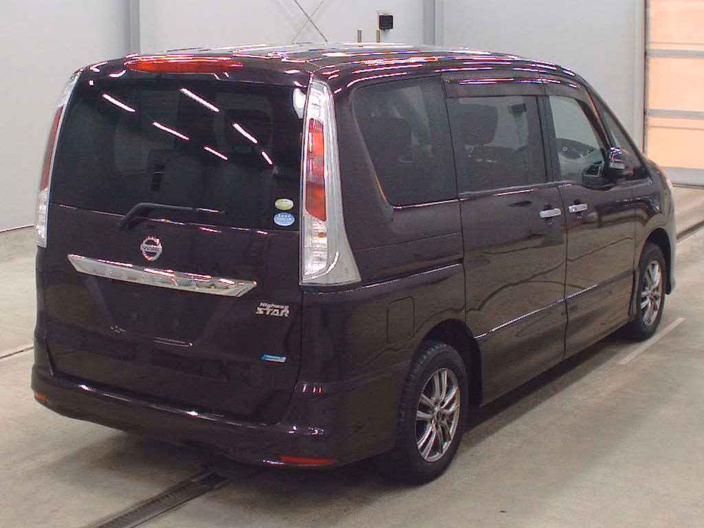 NISSAN SERENA