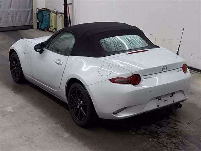 MAZDA MX-5