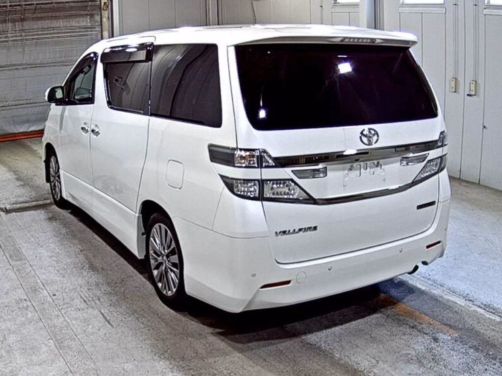 TOYOTA VELLFIRE