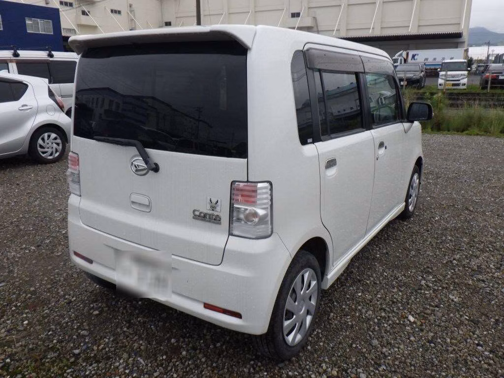 DAIHATSU MOVE CONTE