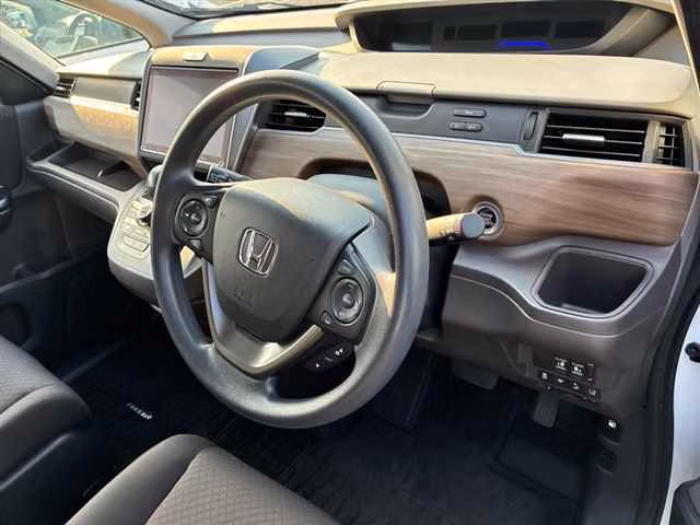 HONDA FREED+