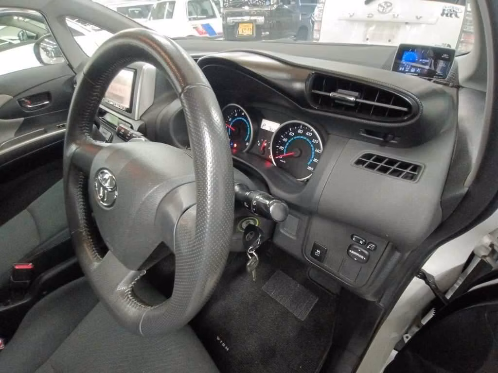 TOYOTA WISH