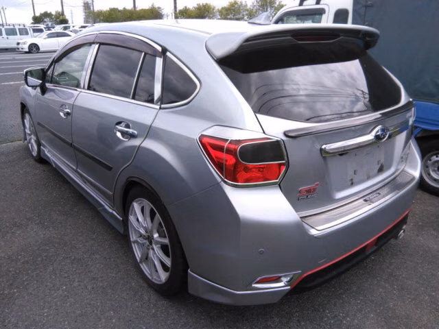 SUBARU IMPREZA