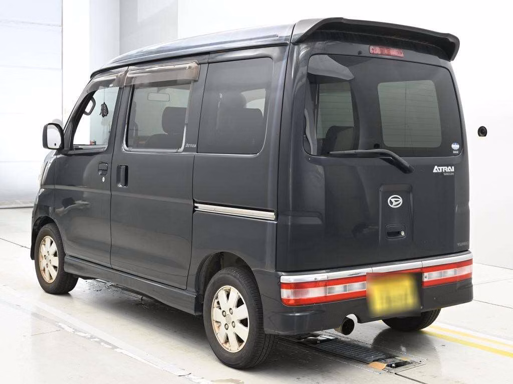 DAIHATSU ATRAI