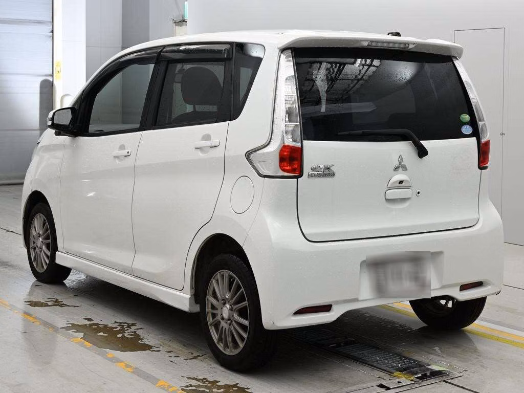 MITSUBISHI EK CUSTOM