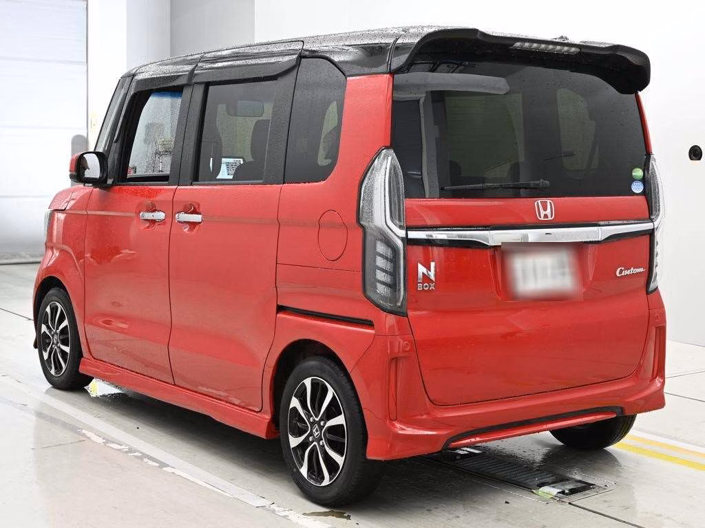 HONDA N-BOX